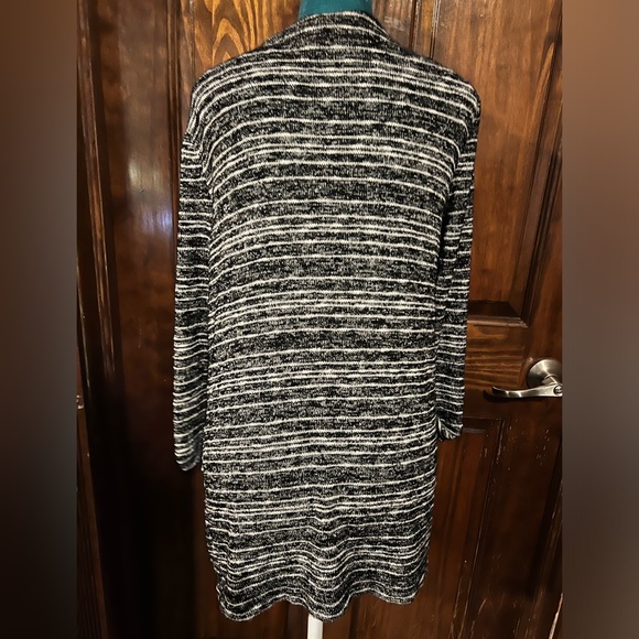 Cardigan - Picture 4 of 5